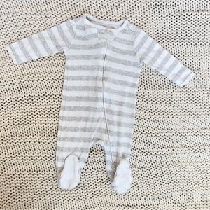 Circo Cozy Gray Striped Baby Footies with Soft Fabric 3-6 Months